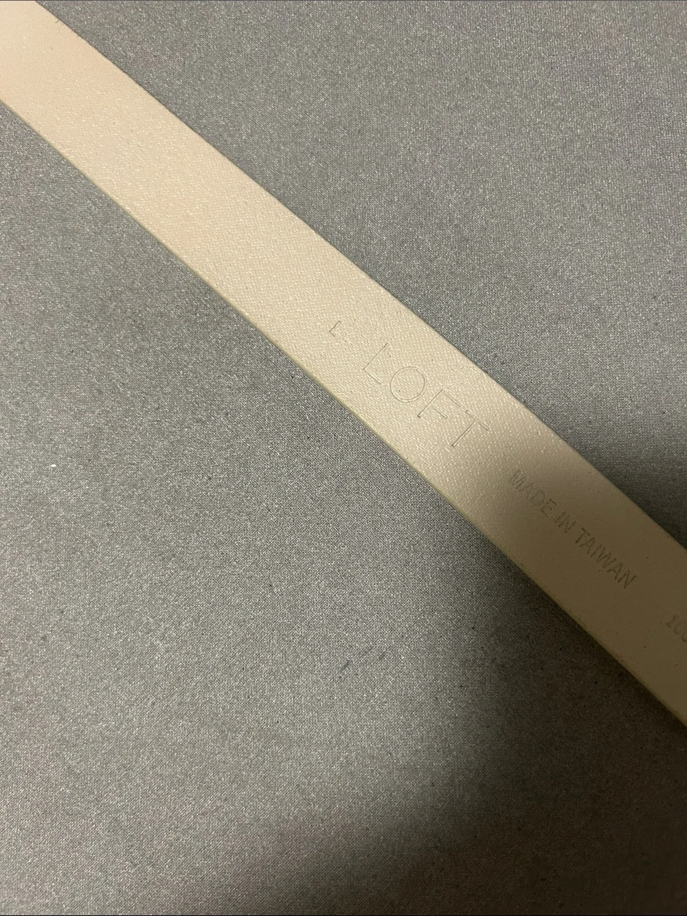 LOFT Cream Belt with Gold Buckle and Accent Rings